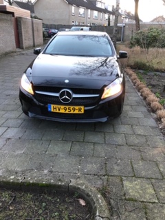 #Gestolen Auto! Deze #MERCEDES-BENZ met kenteken HV-959-R,HV 959 R,HV959R is gestolen in Stijn Streuvelslaan, #Rosmalen, Nederland op 02-03-2020.